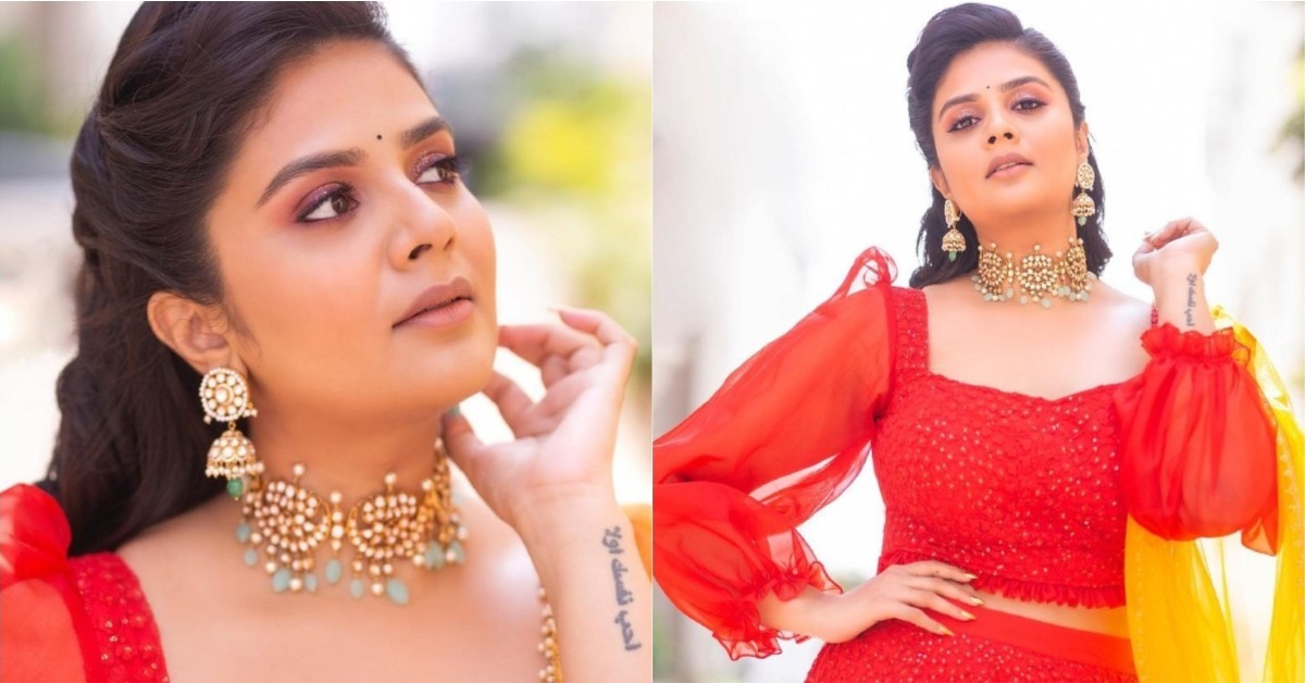 Sreemukhi Will Make Your Sunday Brighter With Her Enchanting Beauty